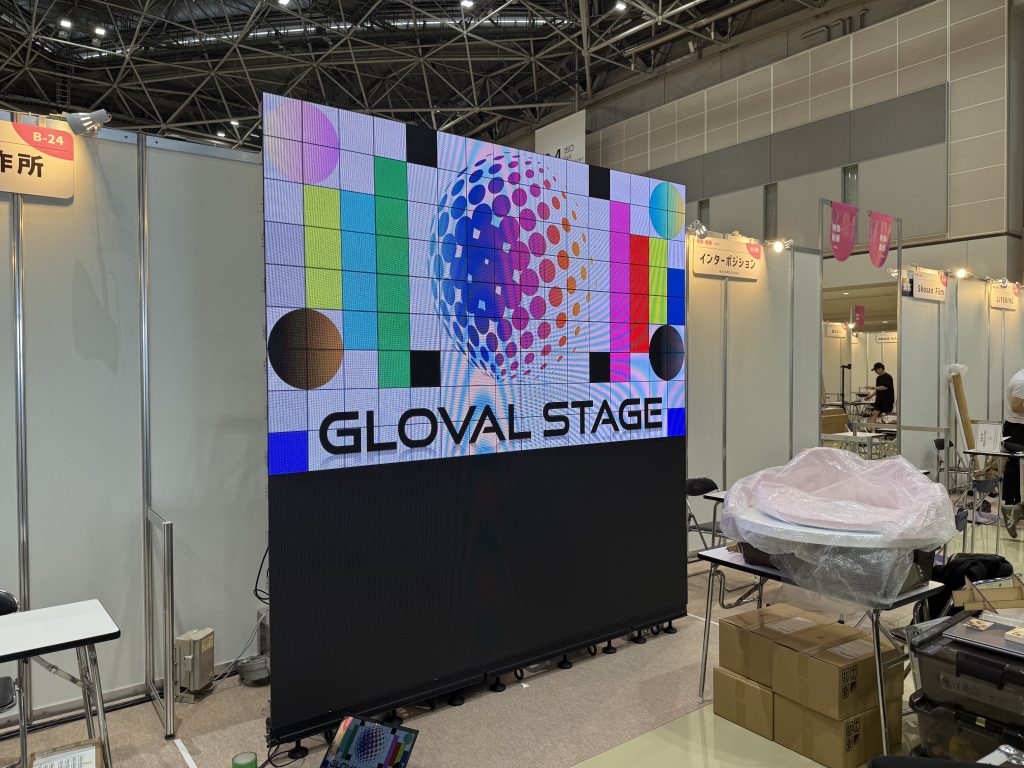 クリエイターEXPO 115インチ